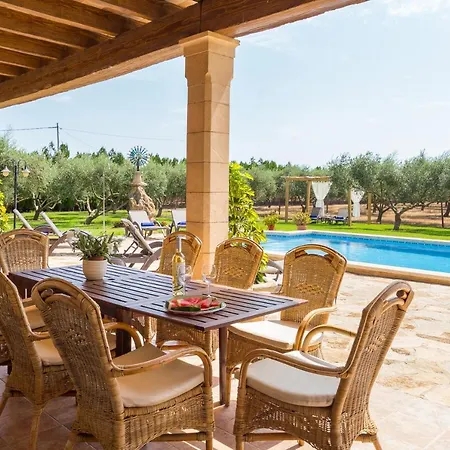 Lagoon Villa Sa Pobla