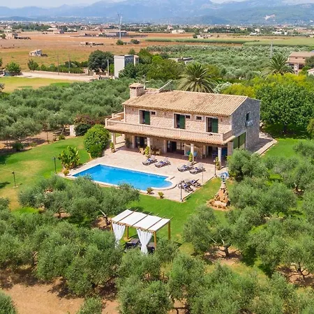 Villa Lagoon