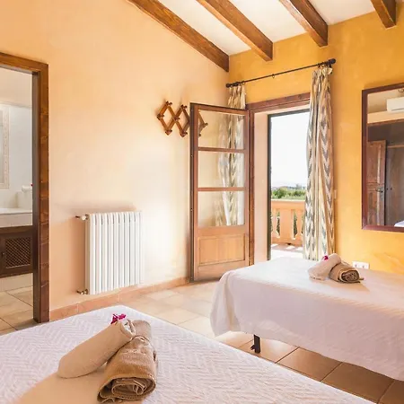 Lagoon Villa *